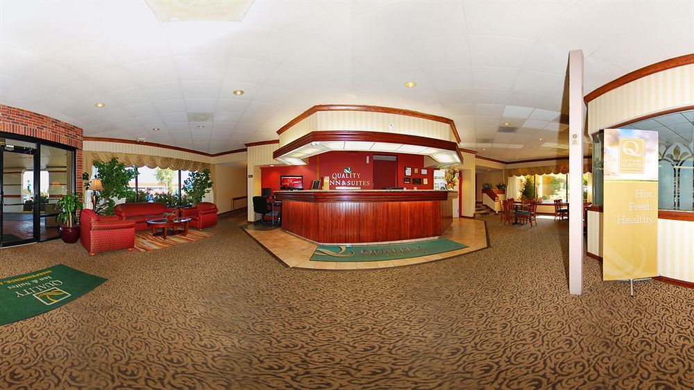 Quality Inn & Suites Kansas City - Independence I-70 East Eksteriør bilde